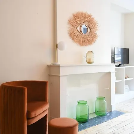 Les Nids Perches - Place Notre-dame Apartment