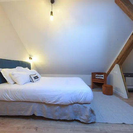 Les Nids Perches - Place Notre-dame דירה